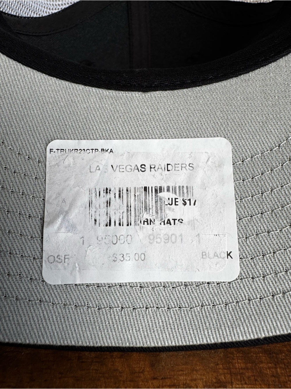 Hat Image Subcategory Classification - Picture 9 of 9